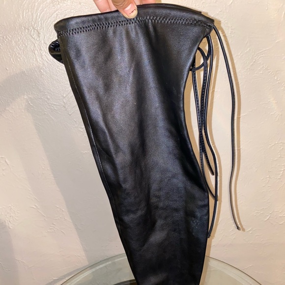 Shoes - Leather Long heels boots 👢